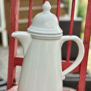 Vintage Creamy Ironstone Coffee Tea Pot with Lid
